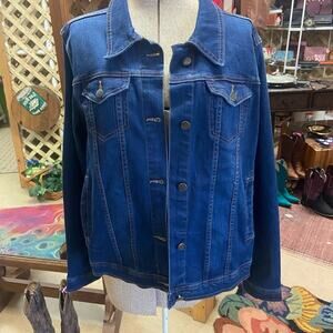 Wrangler Women’s Denim Jacket (E)